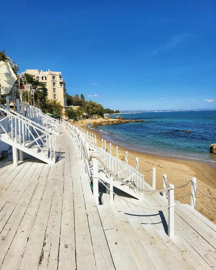 Elegantz Apartments Lamer Варна Экстерьер фото